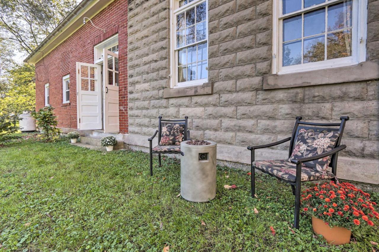 Renovated Wv Schoolhouse History Buffs Heaven! Villa Kearneysville Exterior photo